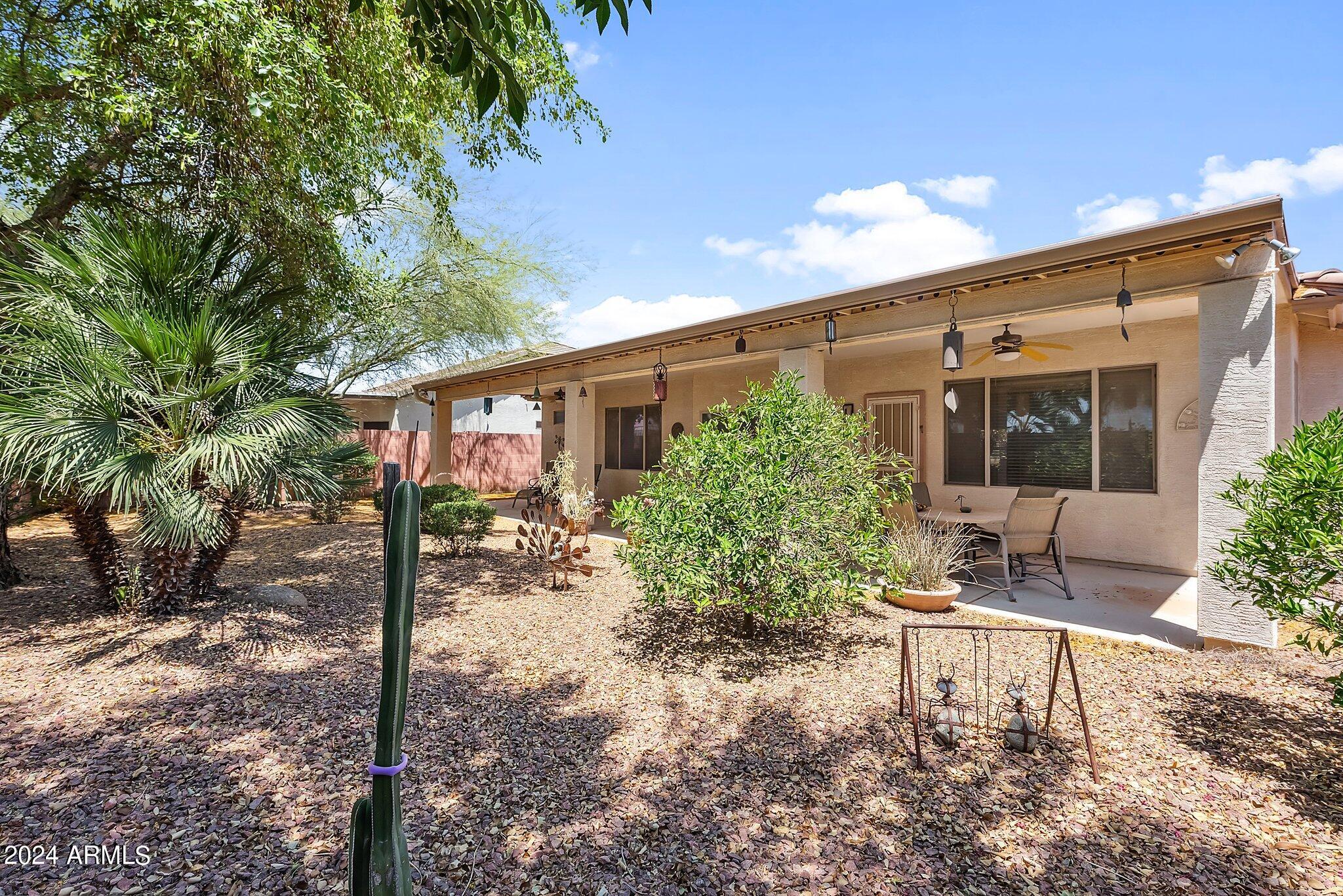 3211 E GLENEAGLE Drive