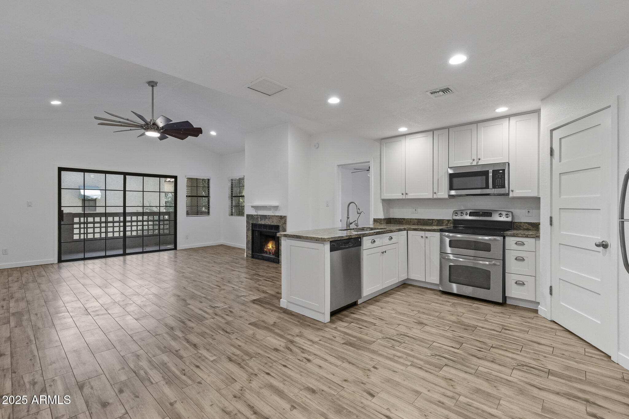 2855 S EXTENSION Road, 249