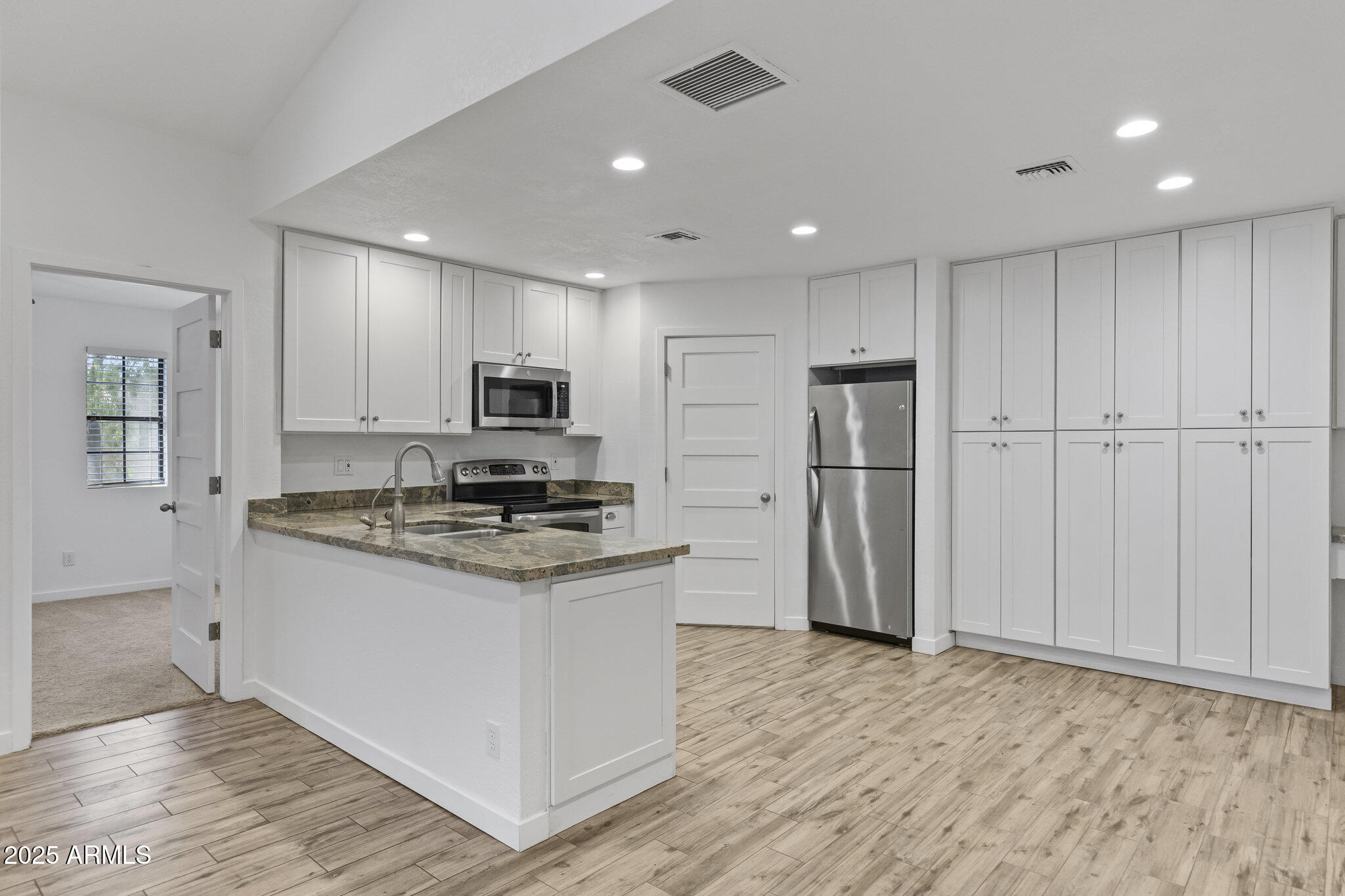 2855 S EXTENSION Road, 249