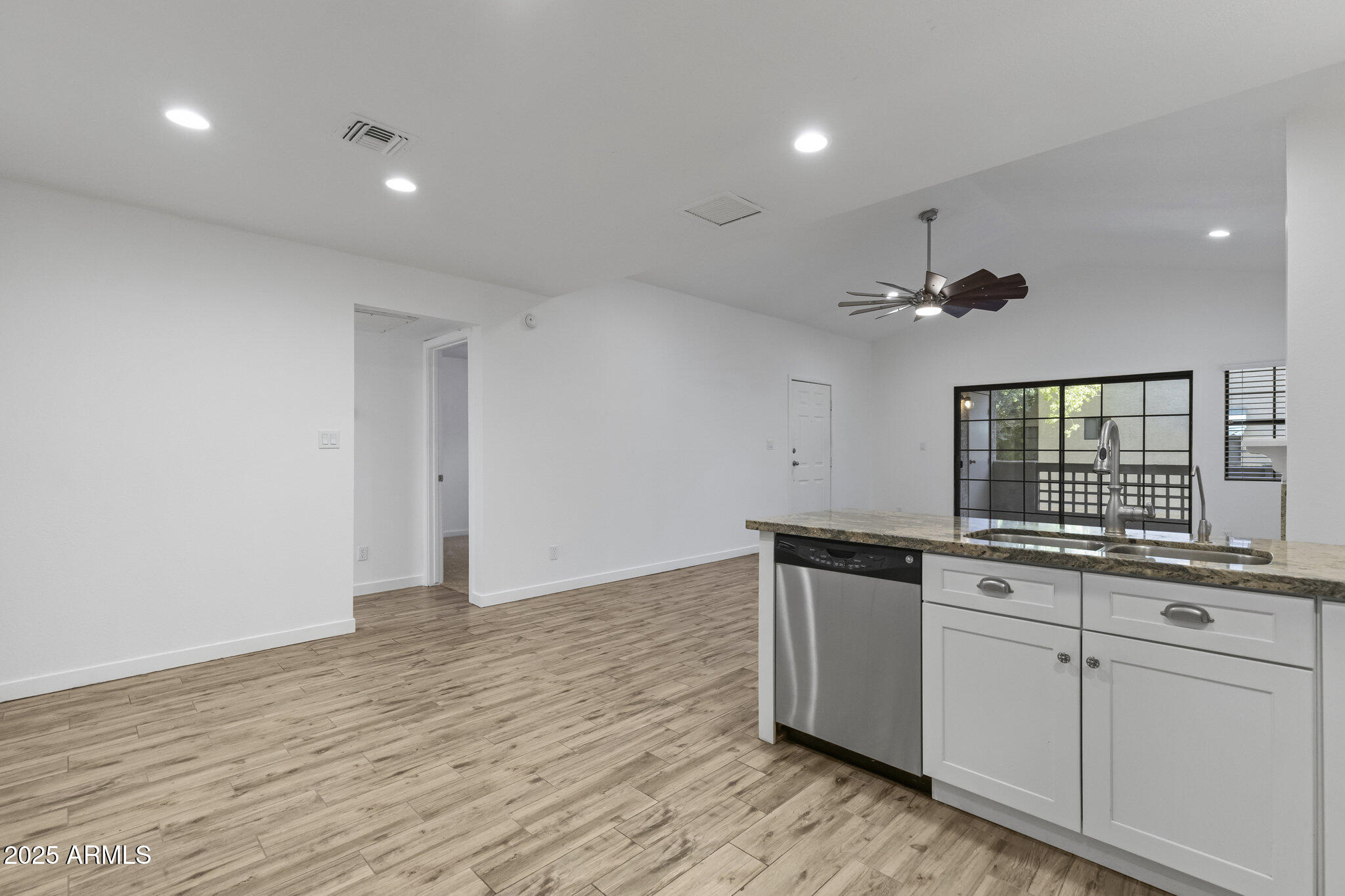 2855 S EXTENSION Road, 249