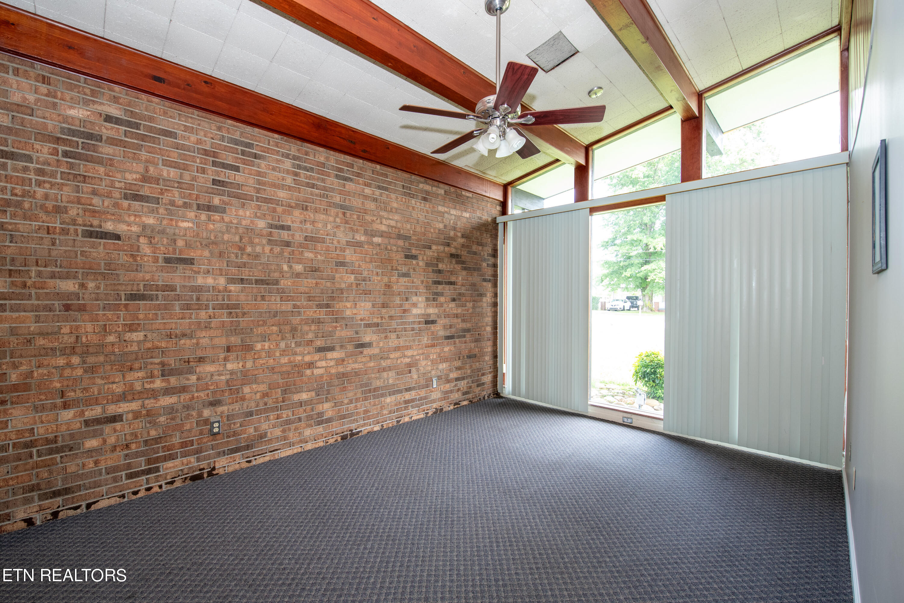 401 W Rockwood St St