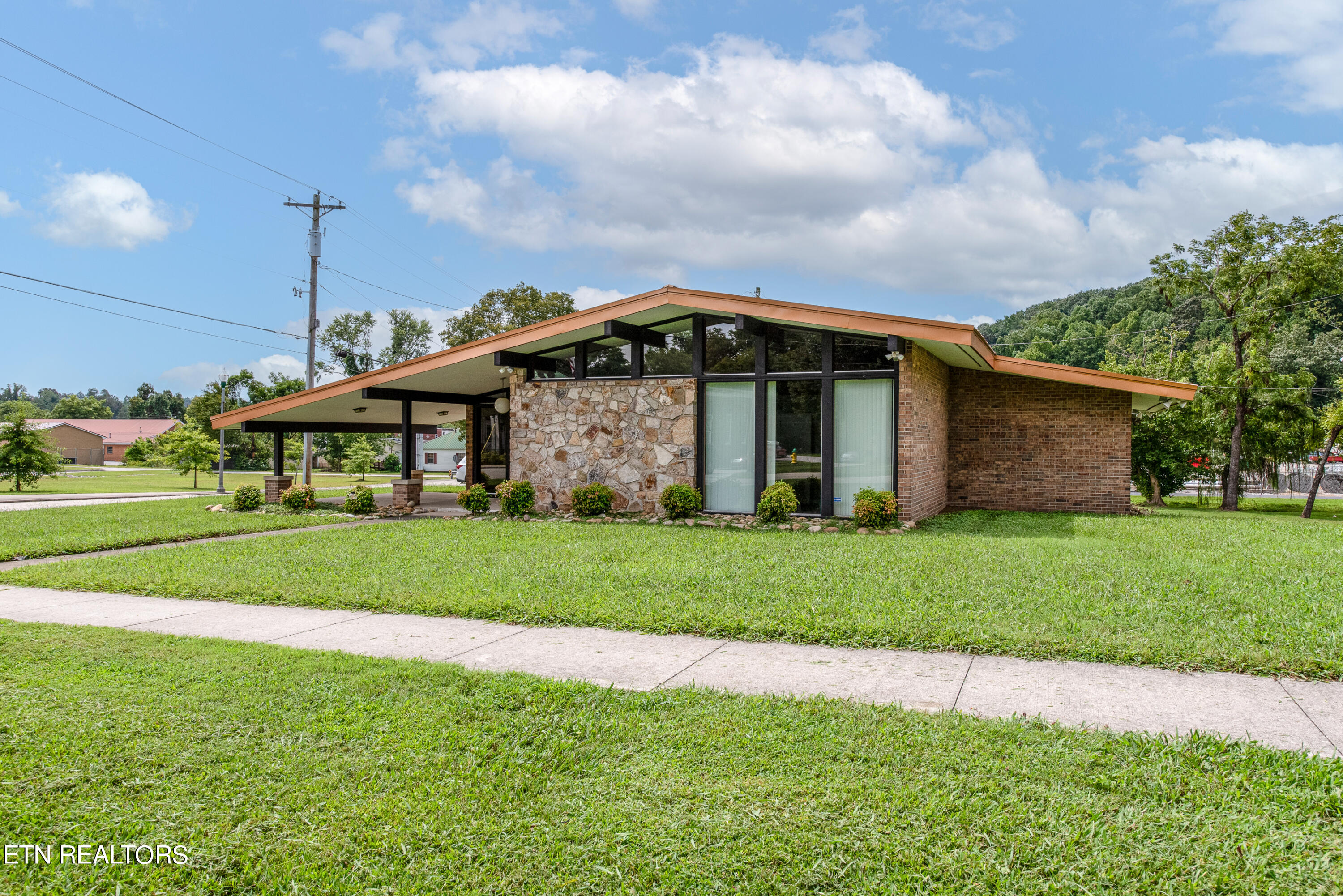 401 W Rockwood St St