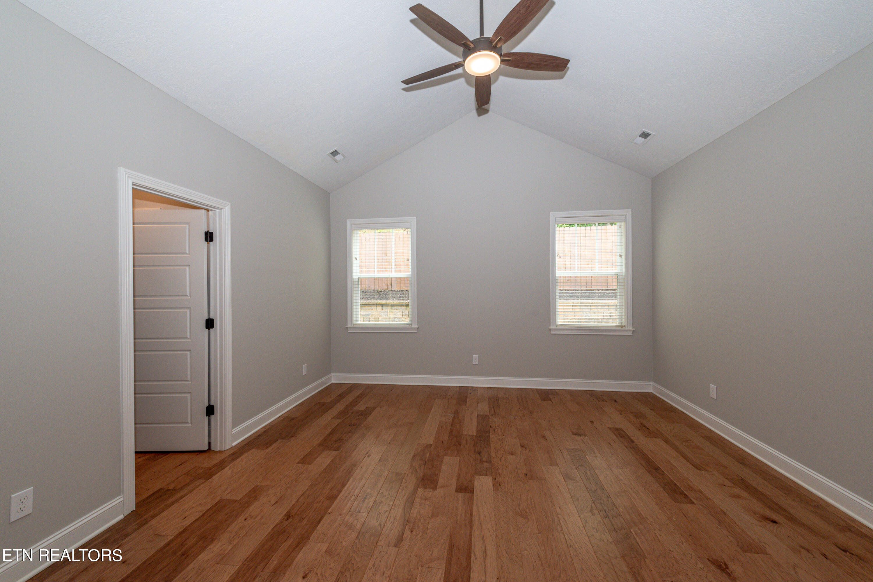 1098 Clearmill Drive