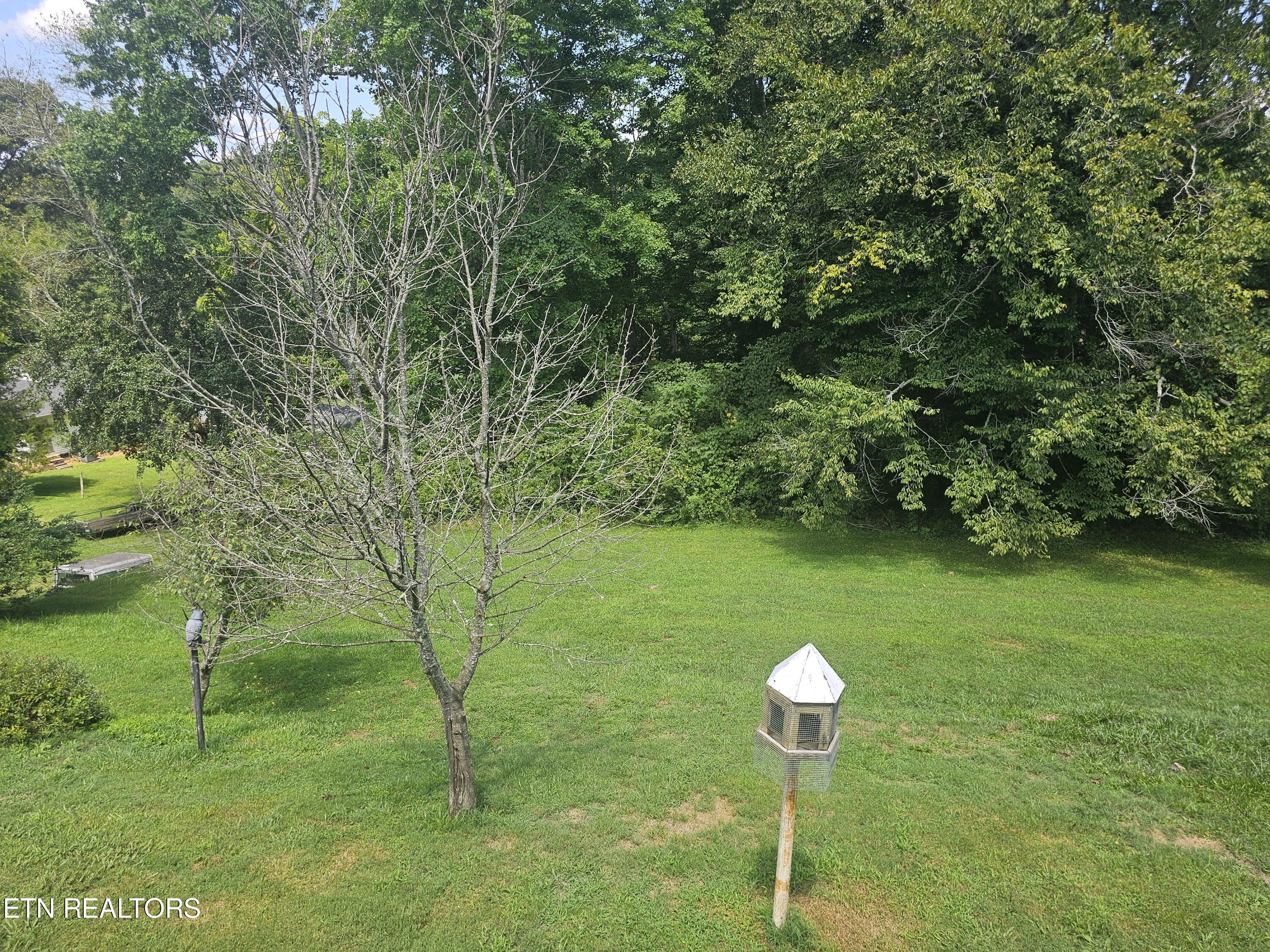 607 Crestwood Drive