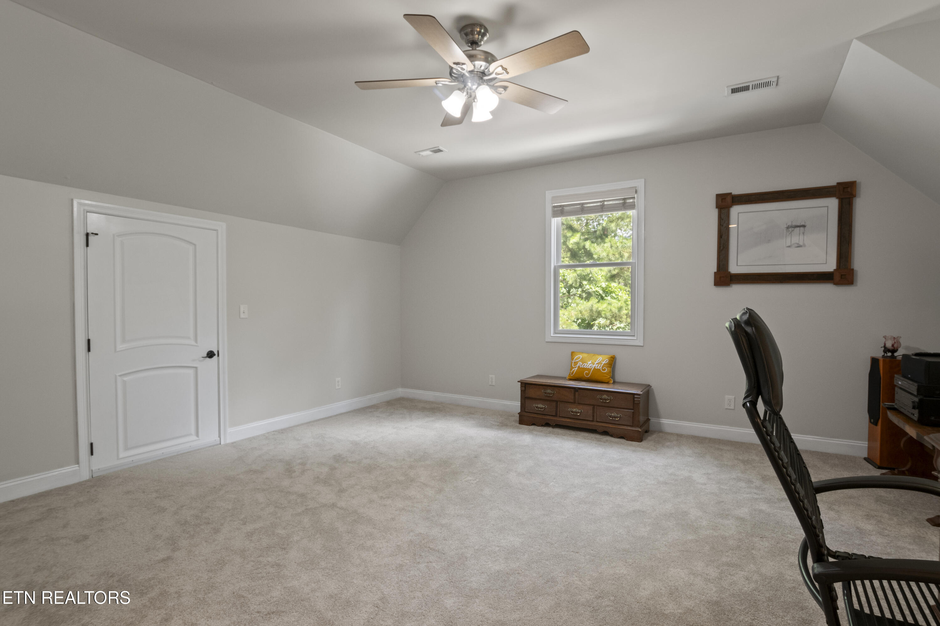 186 Lake Crest Drive