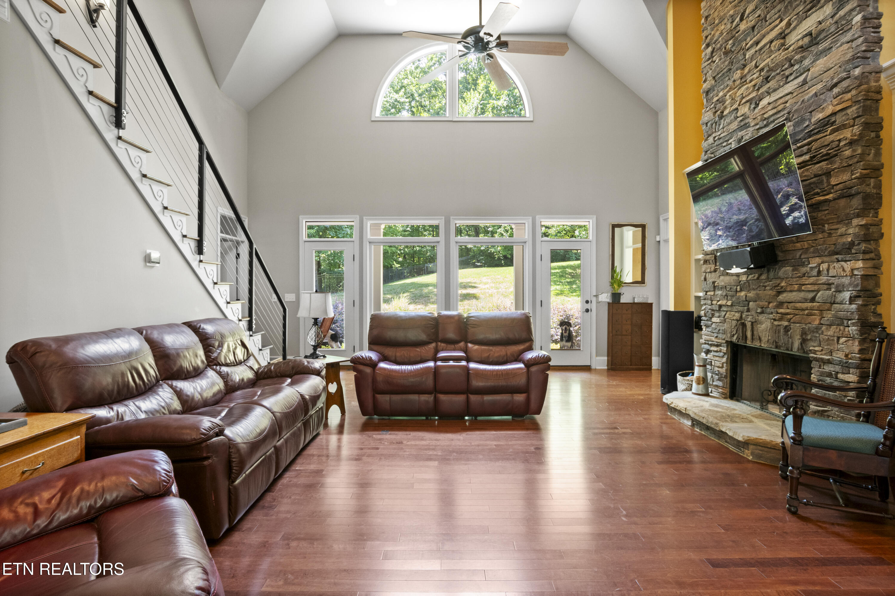 186 Lake Crest Drive