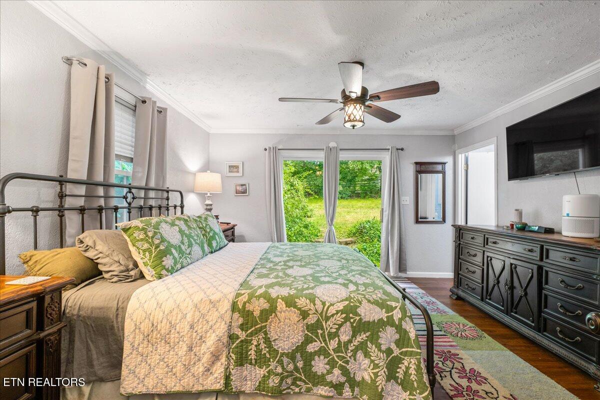 703 Midlake Drive