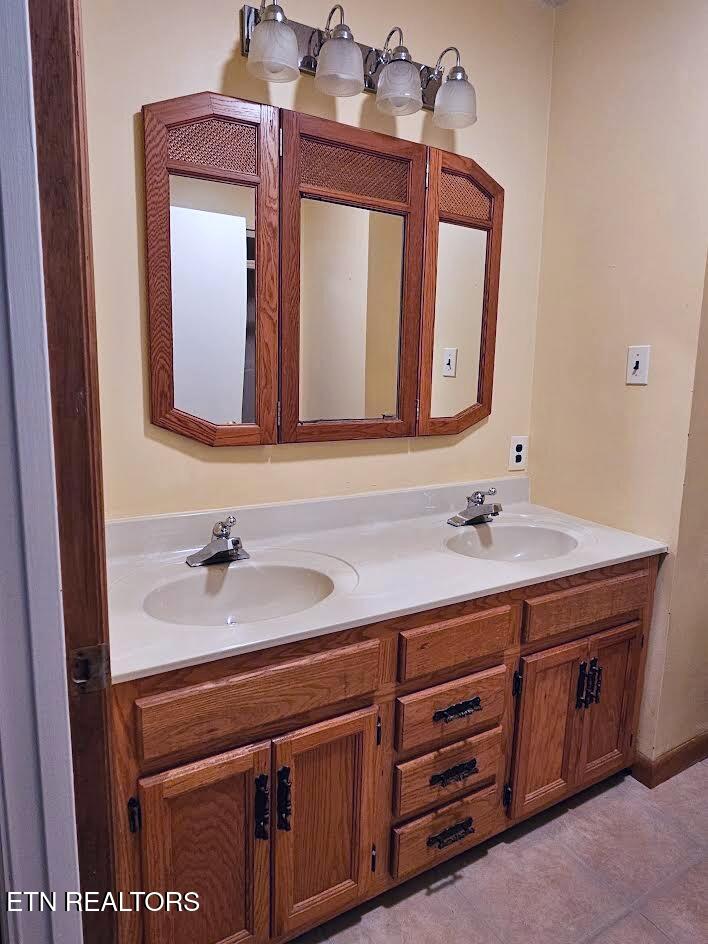 240 W Rockwood Ferry Rd