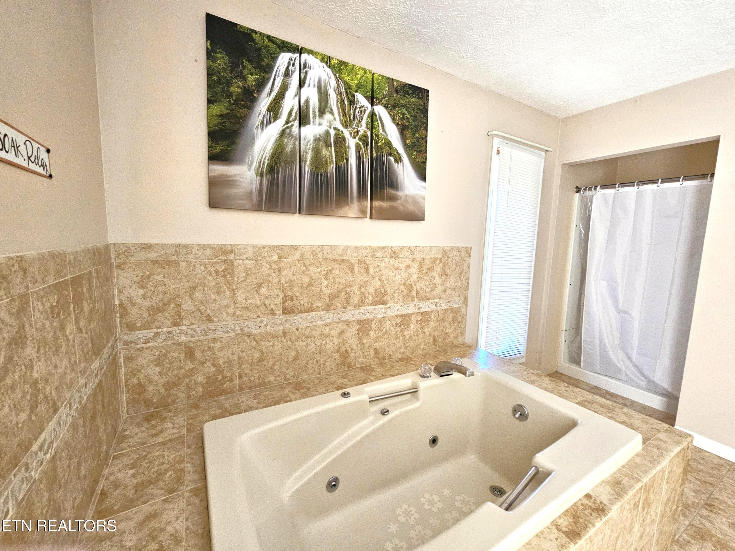 9430 N Ruggles Ferry Pike