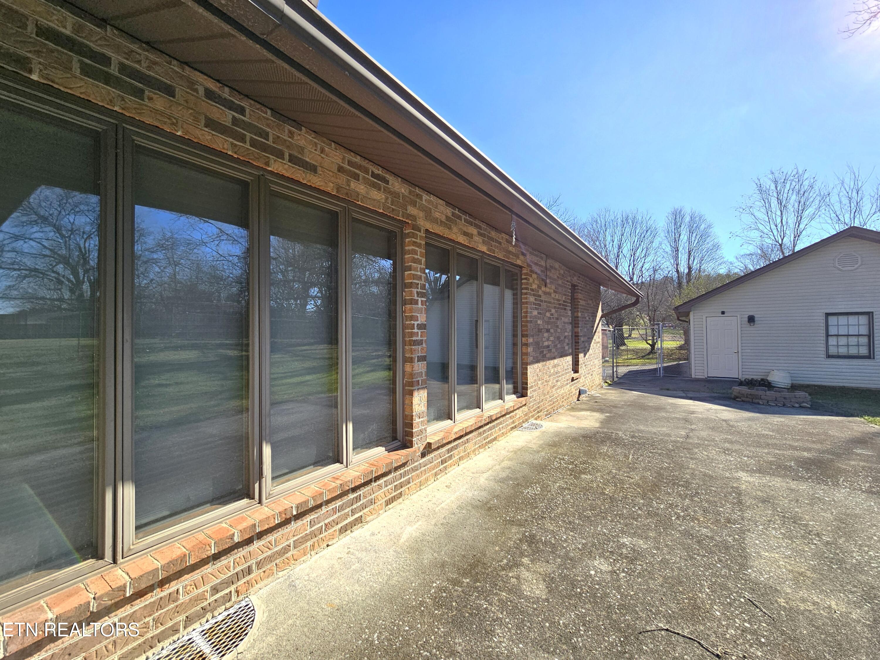 9430 N Ruggles Ferry Pike