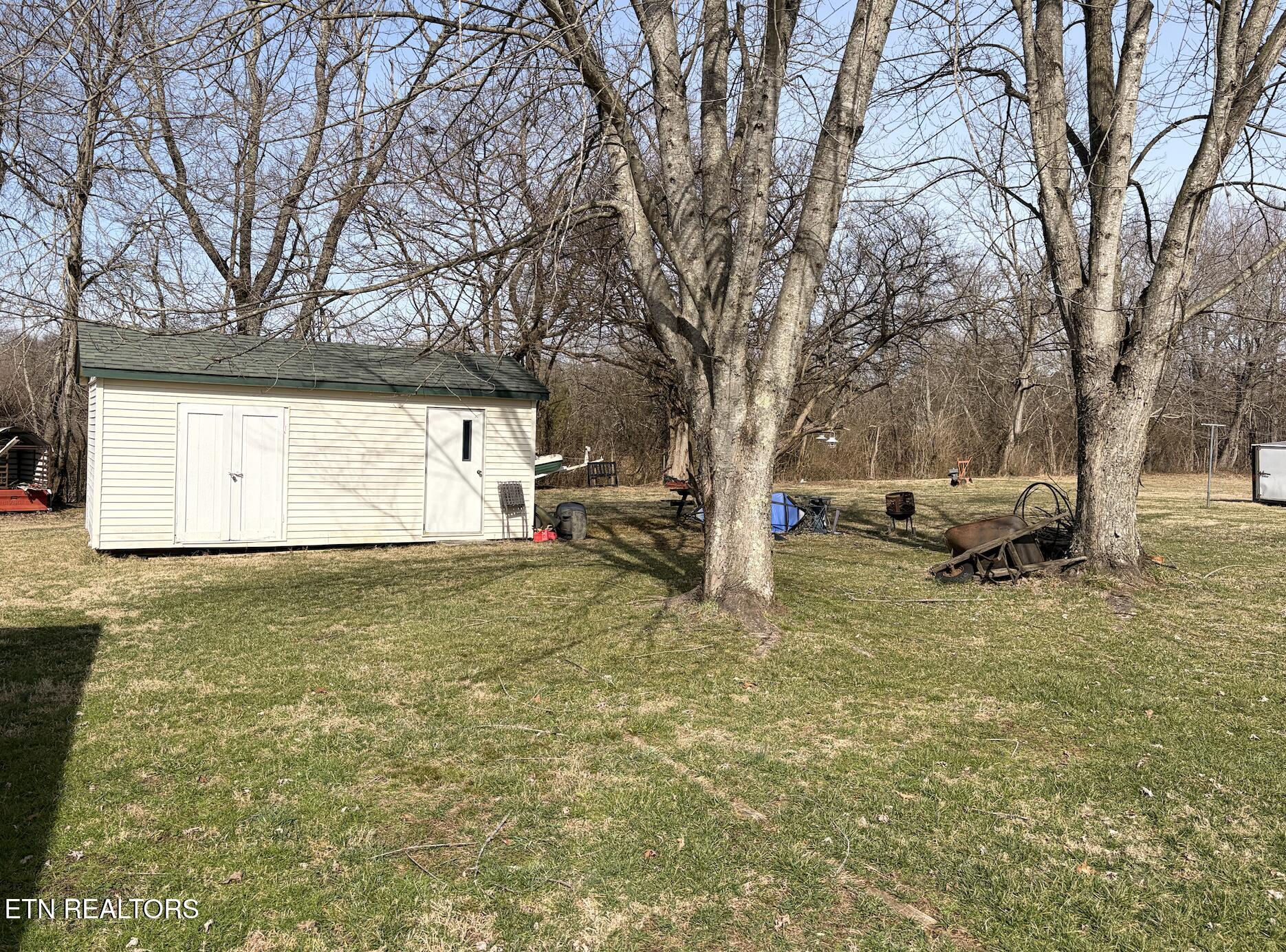 65 Dorton Access Rd