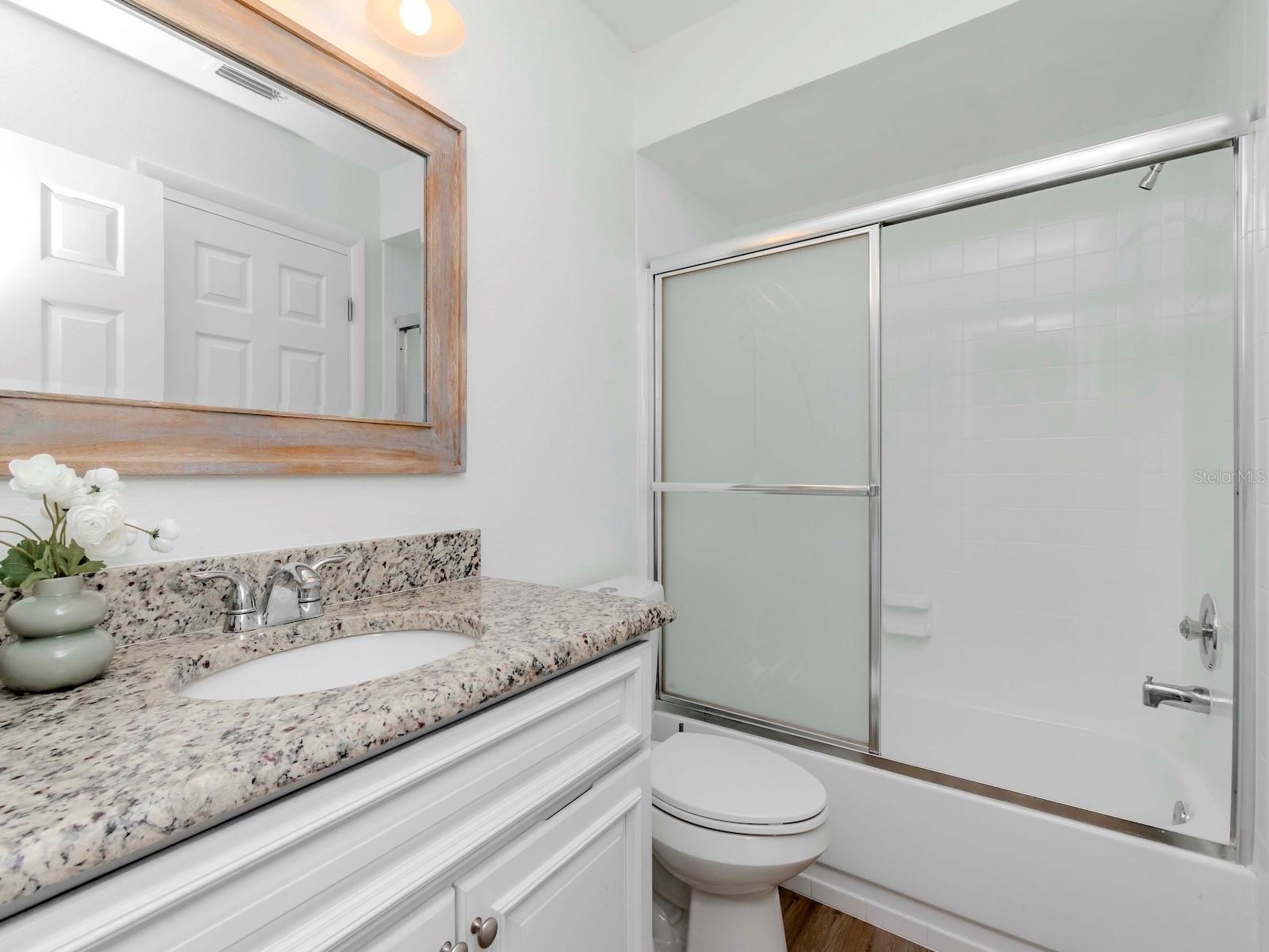 1813 LAKE CYPRESS DR #902