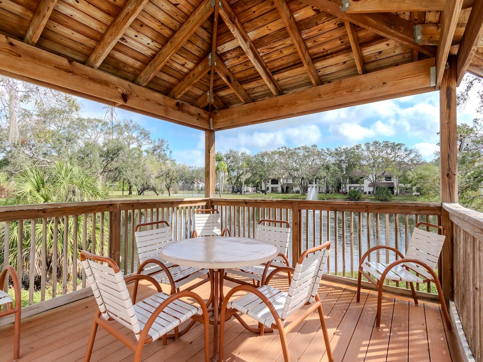 1813 LAKE CYPRESS DR #902