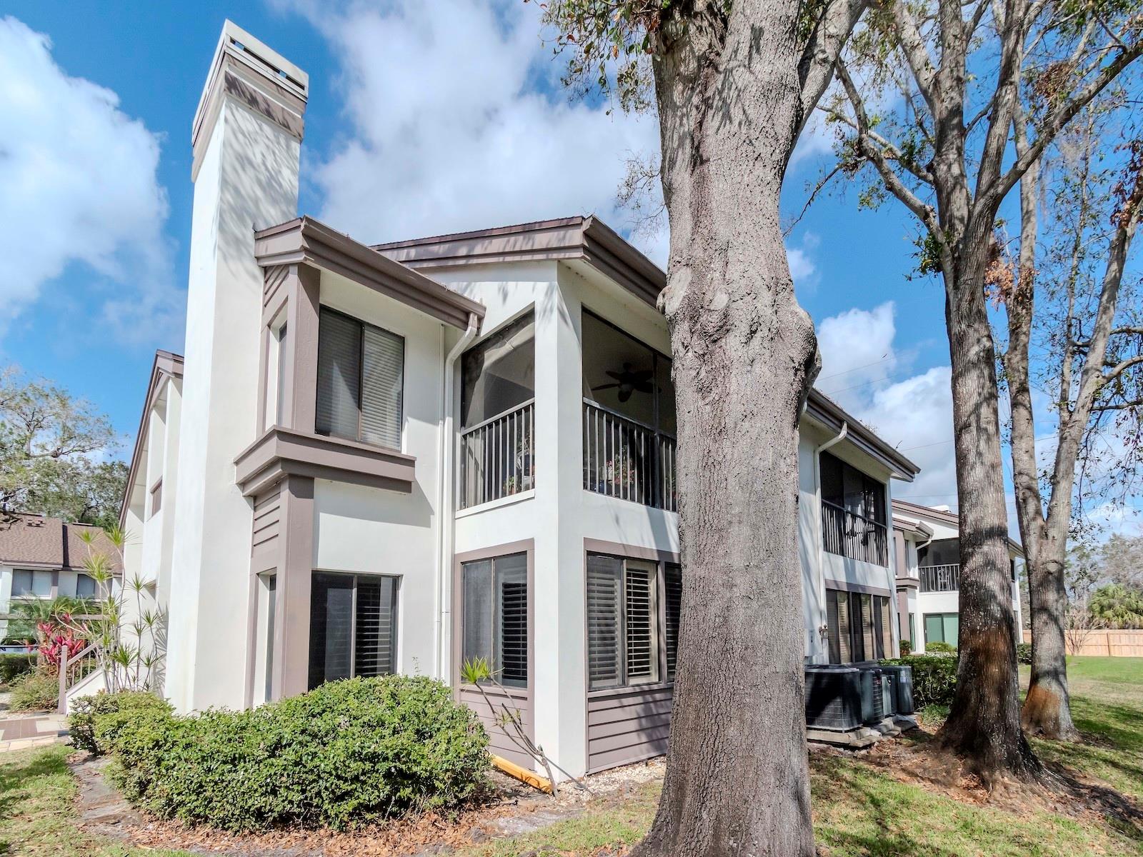 1813 LAKE CYPRESS DR #902