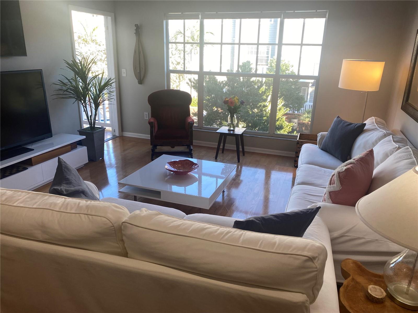 800 S DAKOTA AVE #332