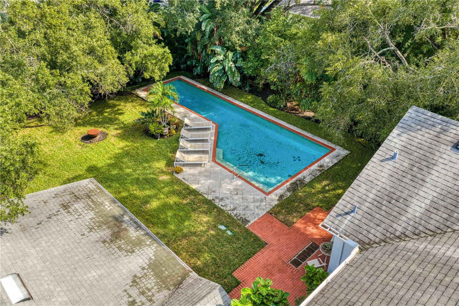 3209 W PARKLAND BLVD