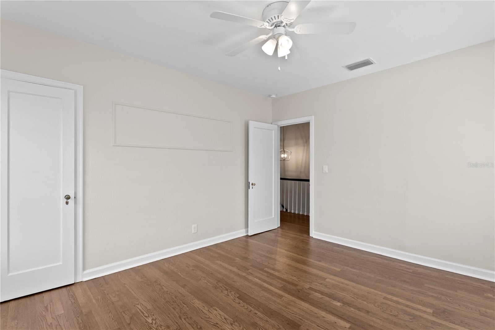 3209 W PARKLAND BLVD