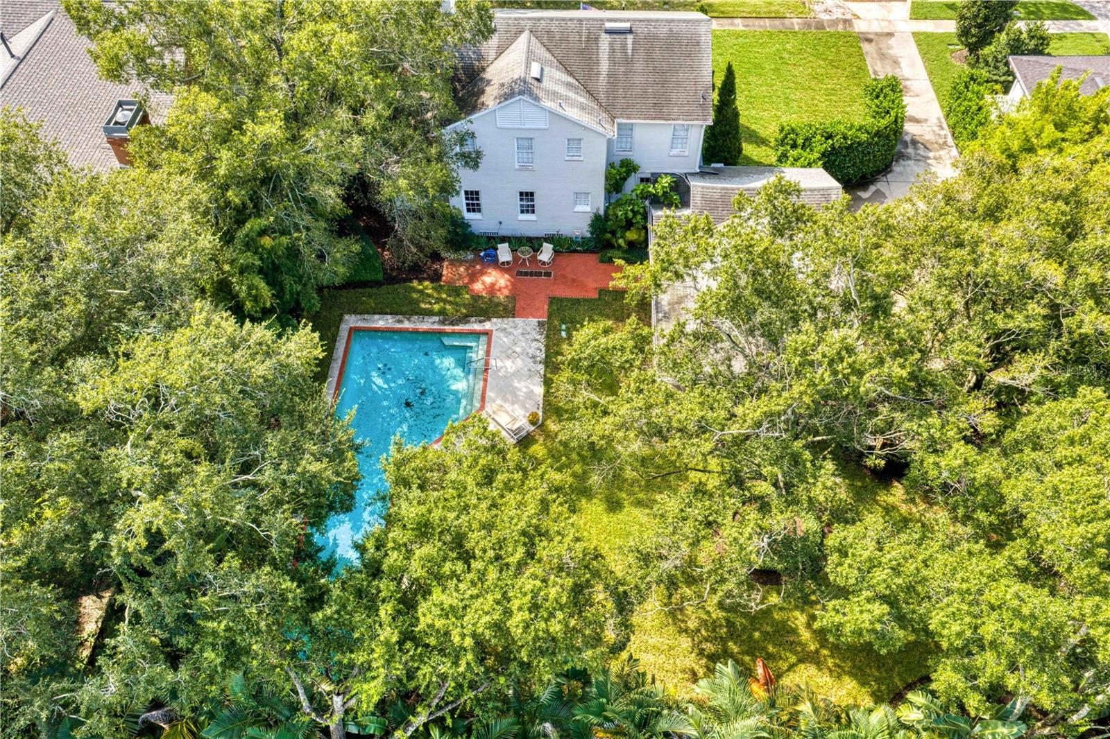 3209 W PARKLAND BLVD
