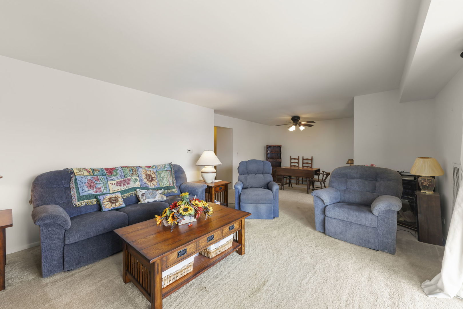245 S Park Lane Unit: 321