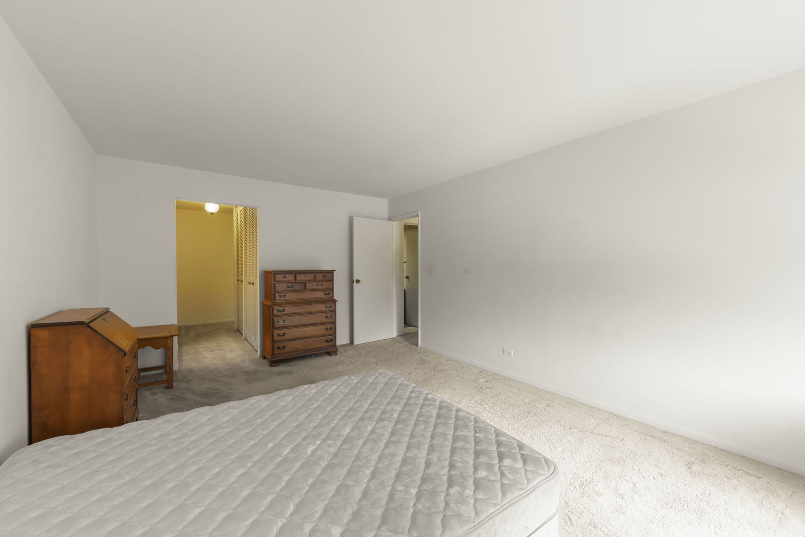 245 S Park Lane Unit: 321