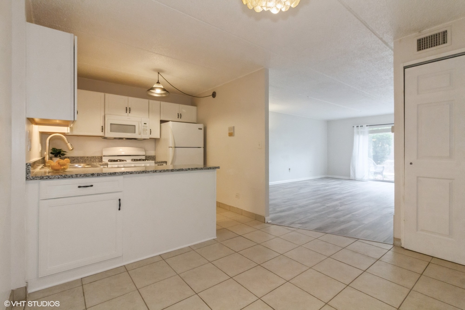5s066 Pebblewood Lane Unit: B1