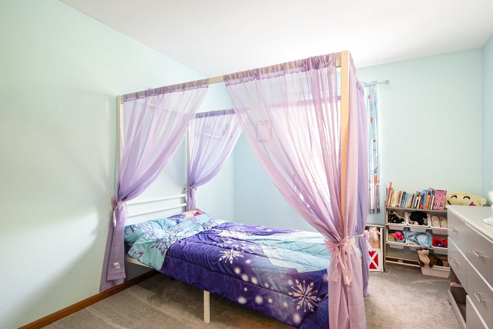16017 W Iroquois Drive