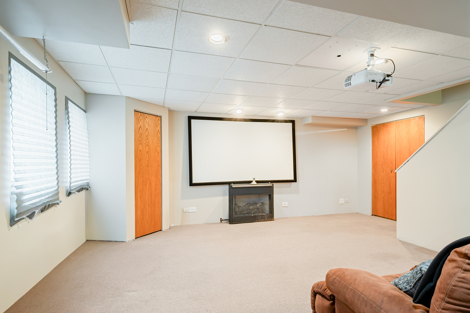 16017 W Iroquois Drive