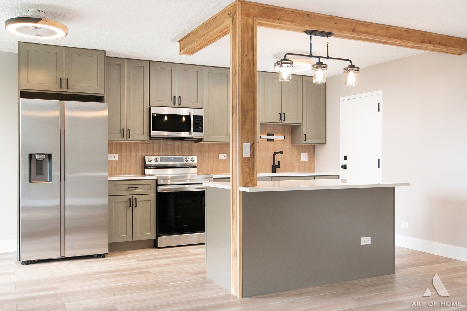 1150 E Jackson Street Unit: 4F
