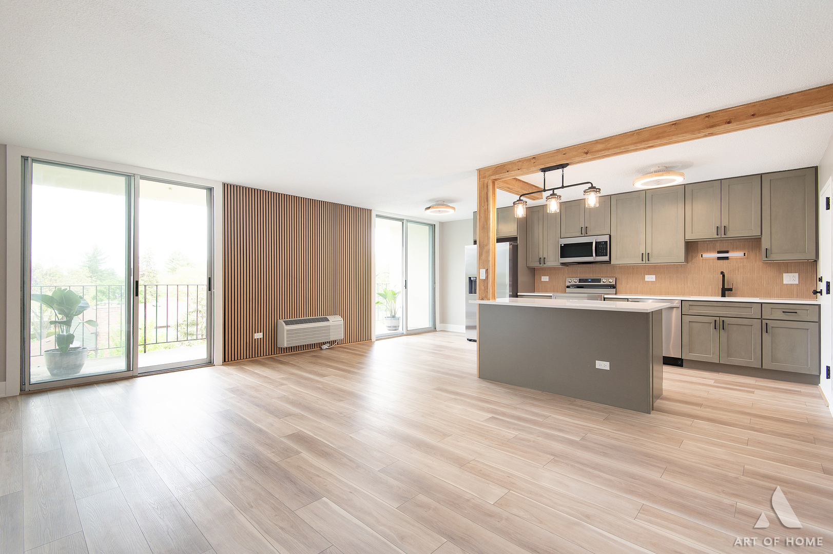 1150 E Jackson Street Unit: 4F