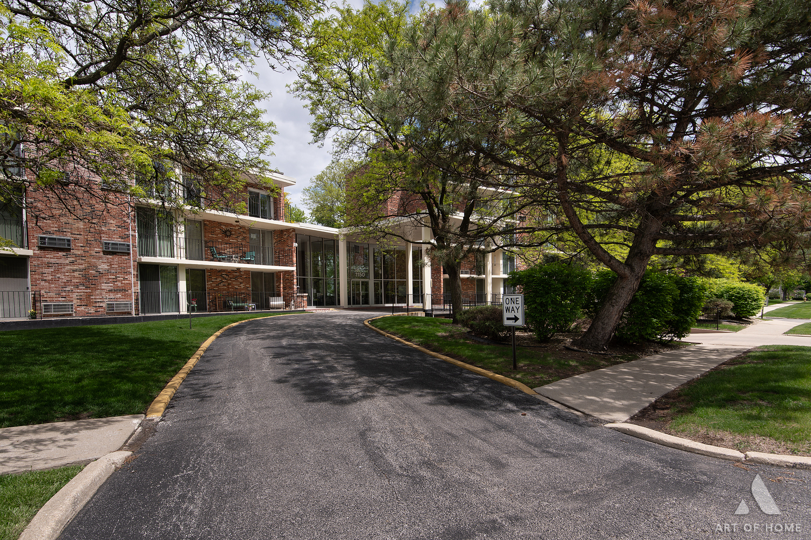1150 E Jackson Street Unit: 4F