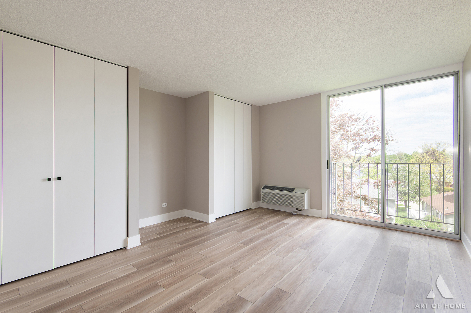 1150 E Jackson Street Unit: 4F
