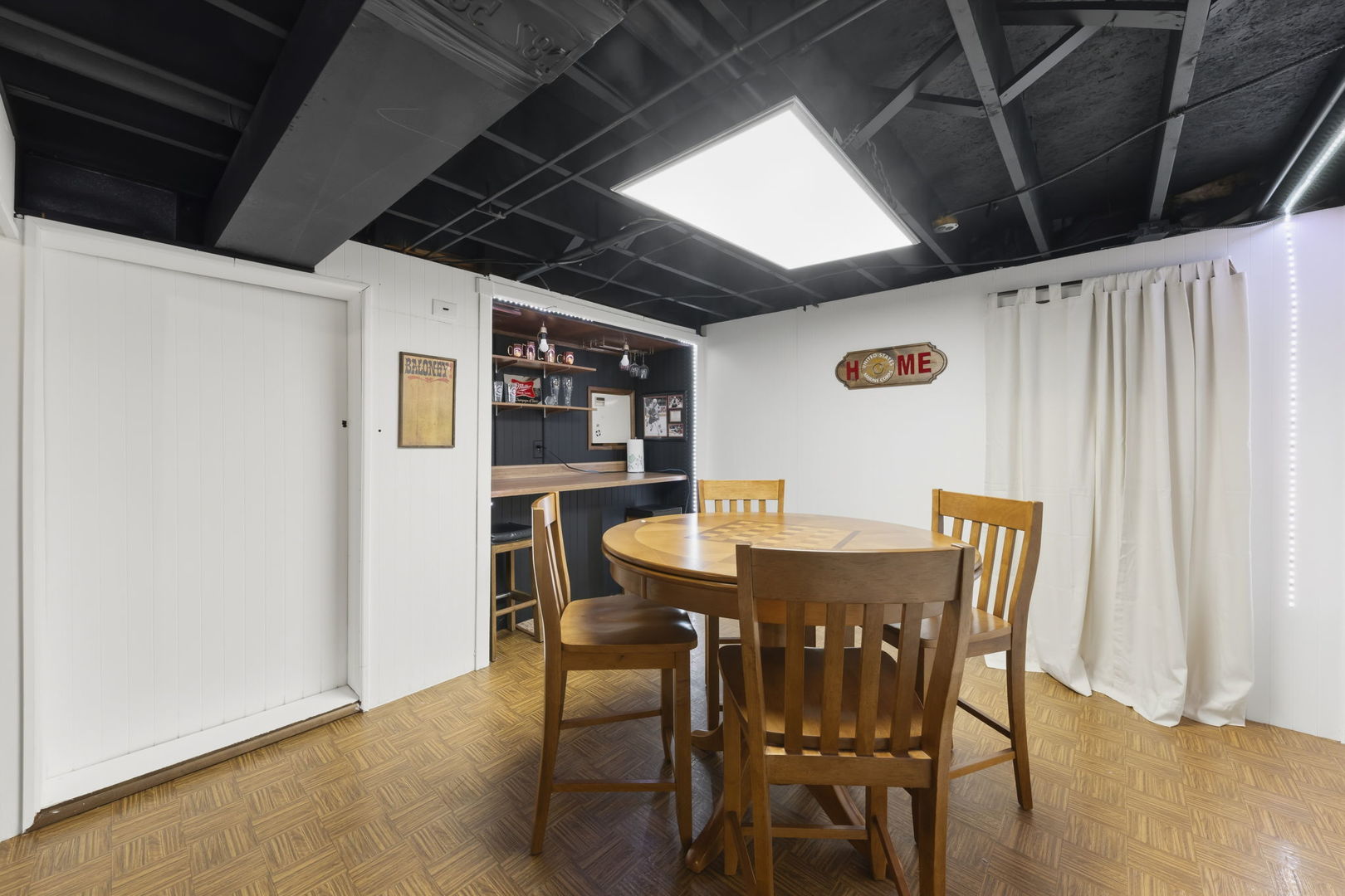888 Shady Lane