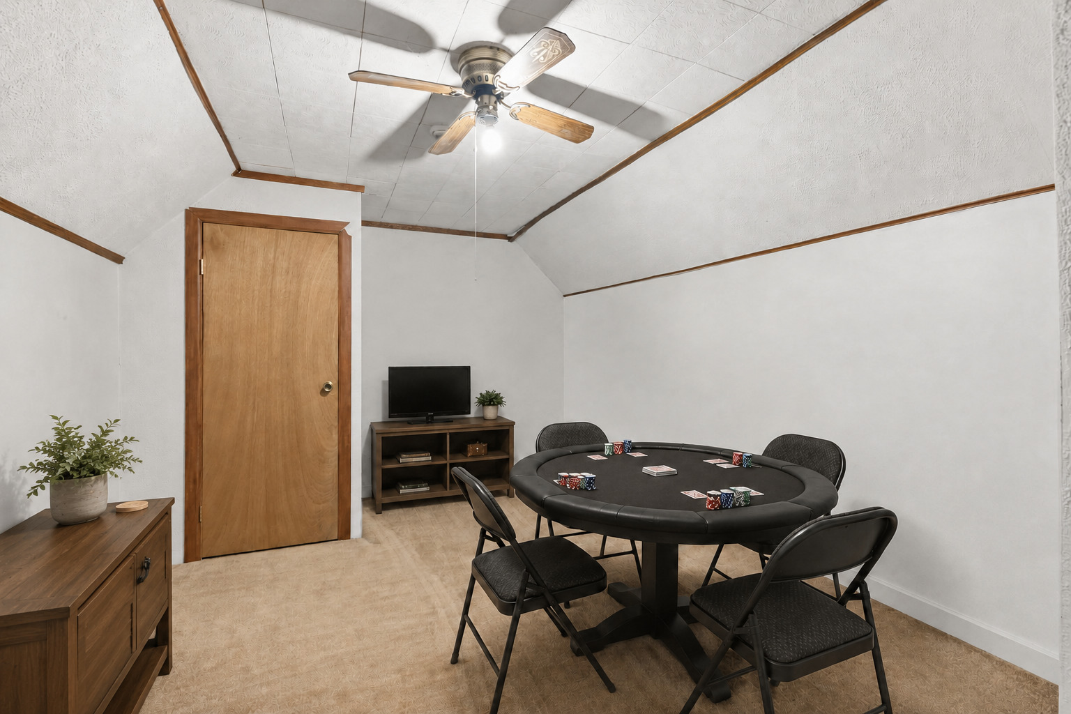 888 Shady Lane
