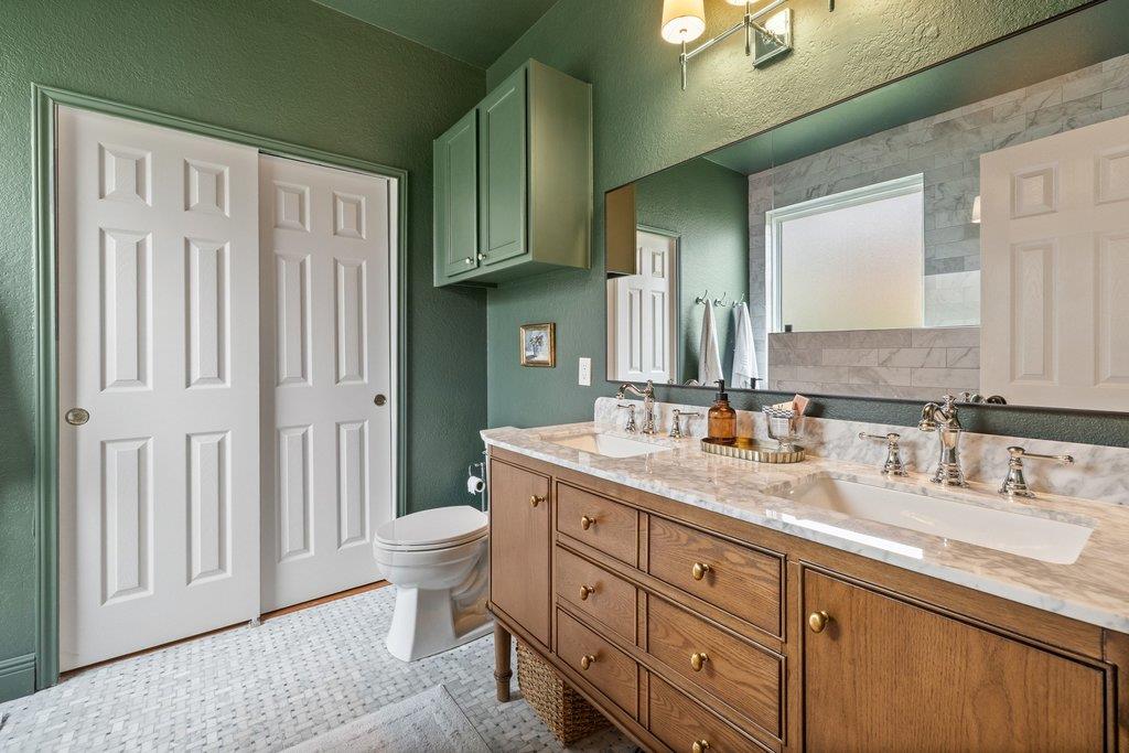 2720 Cascade Falls DR