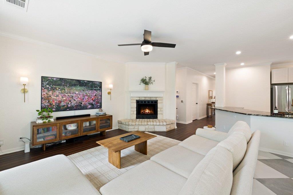 2720 Cascade Falls DR