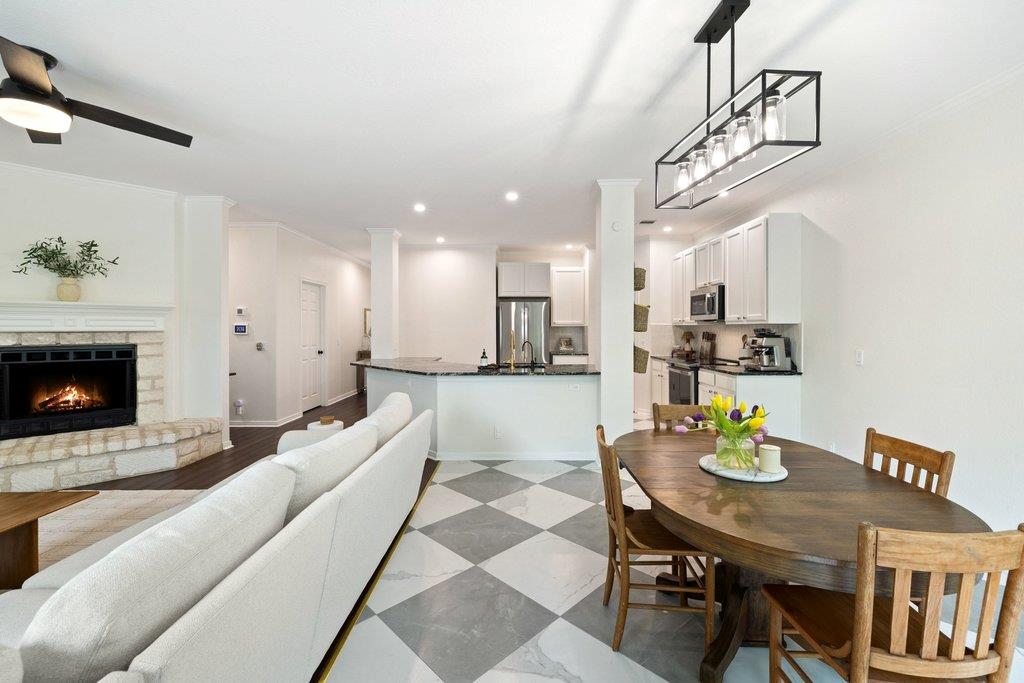 2720 Cascade Falls DR