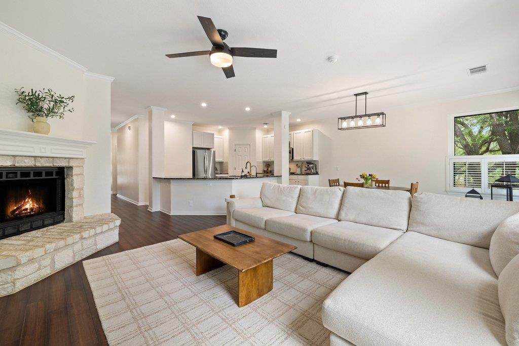 2720 Cascade Falls DR