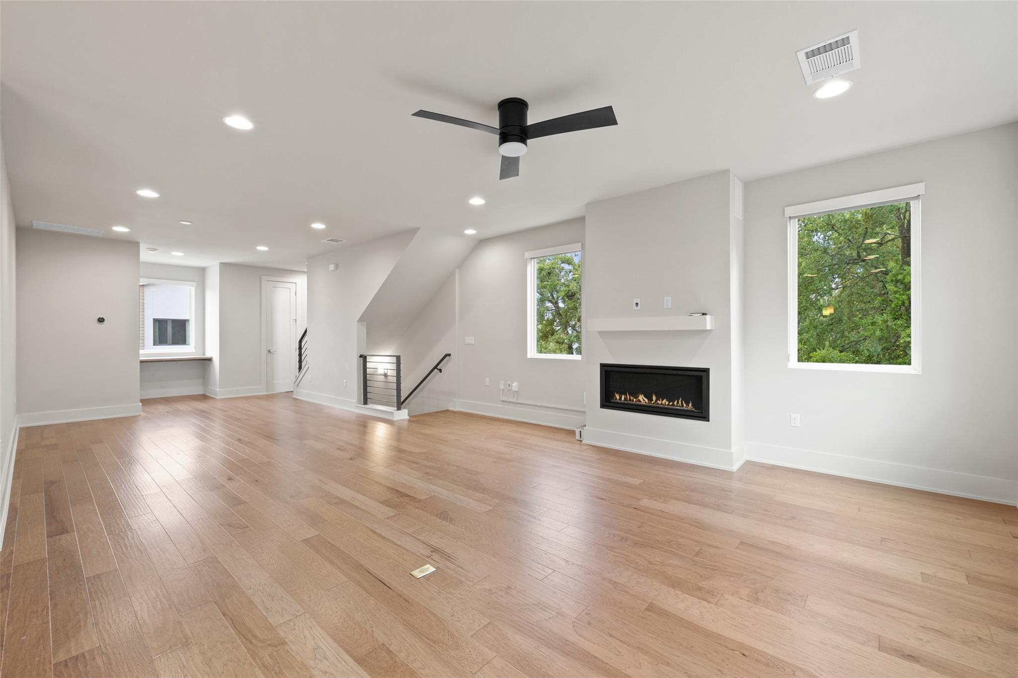 5202 Pink Poppy PASS, Austin