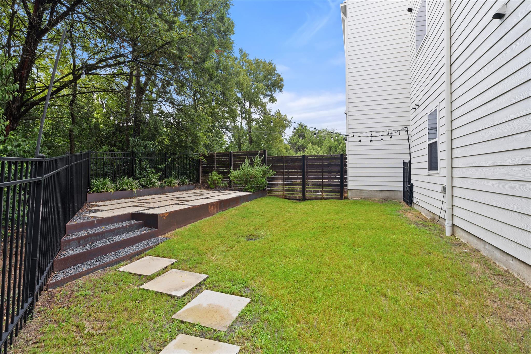 5202 Pink Poppy PASS, Austin