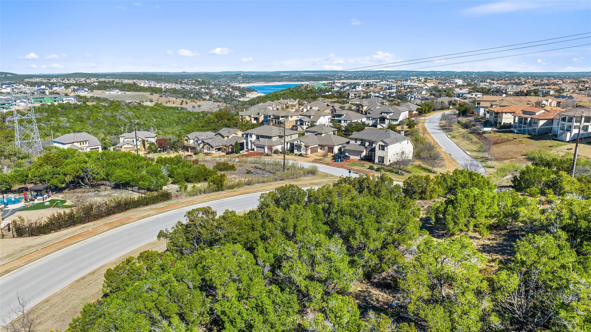 420 Lindale CV