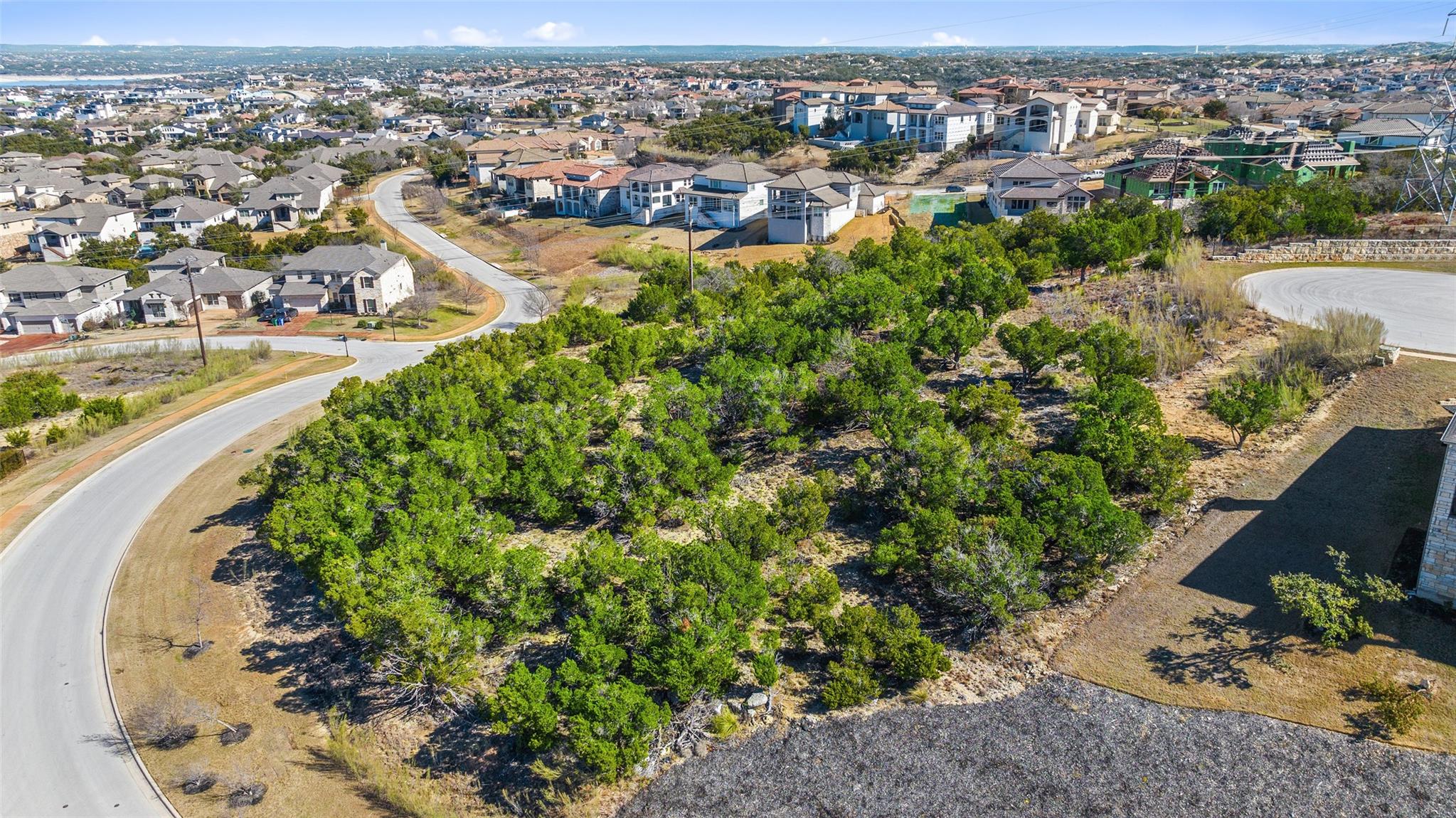 420 Lindale CV