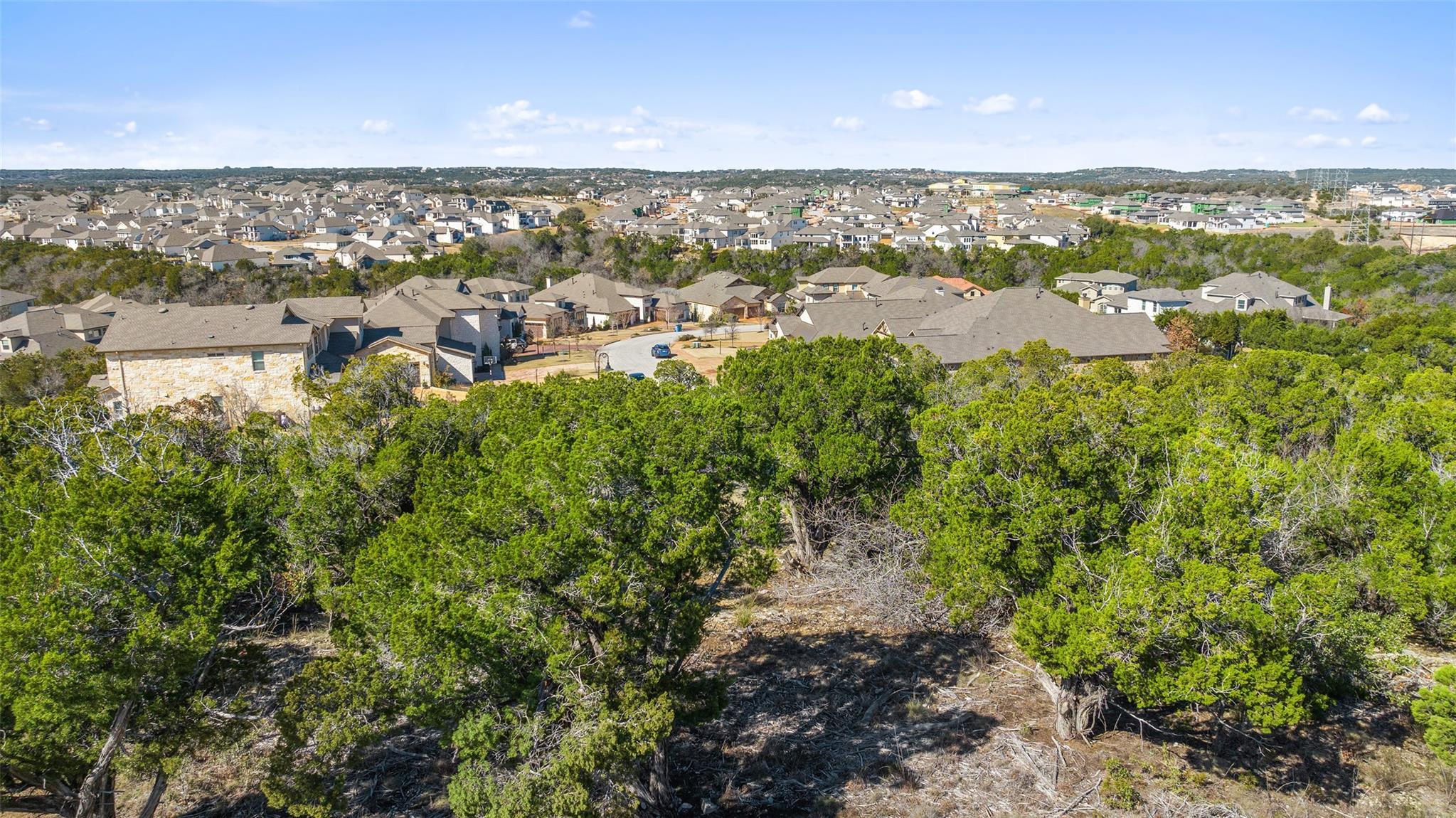 420 Lindale CV
