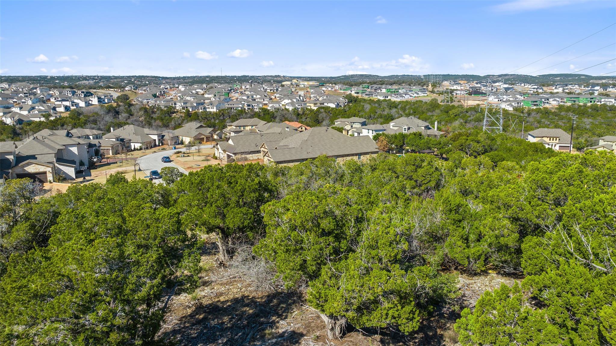 420 Lindale CV