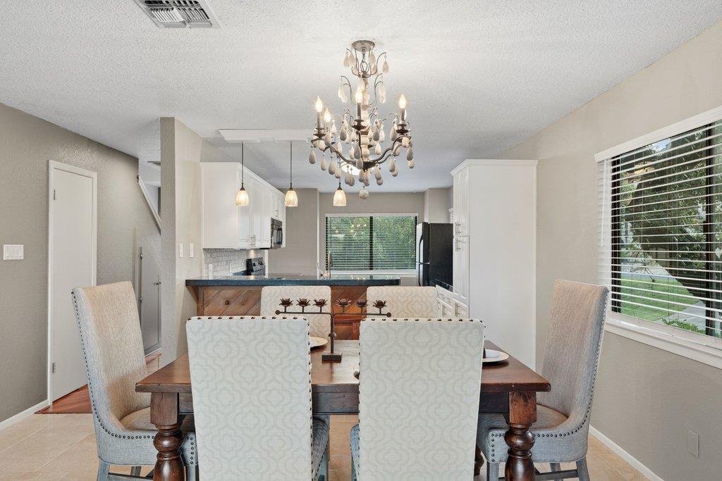 340 Harbor DR