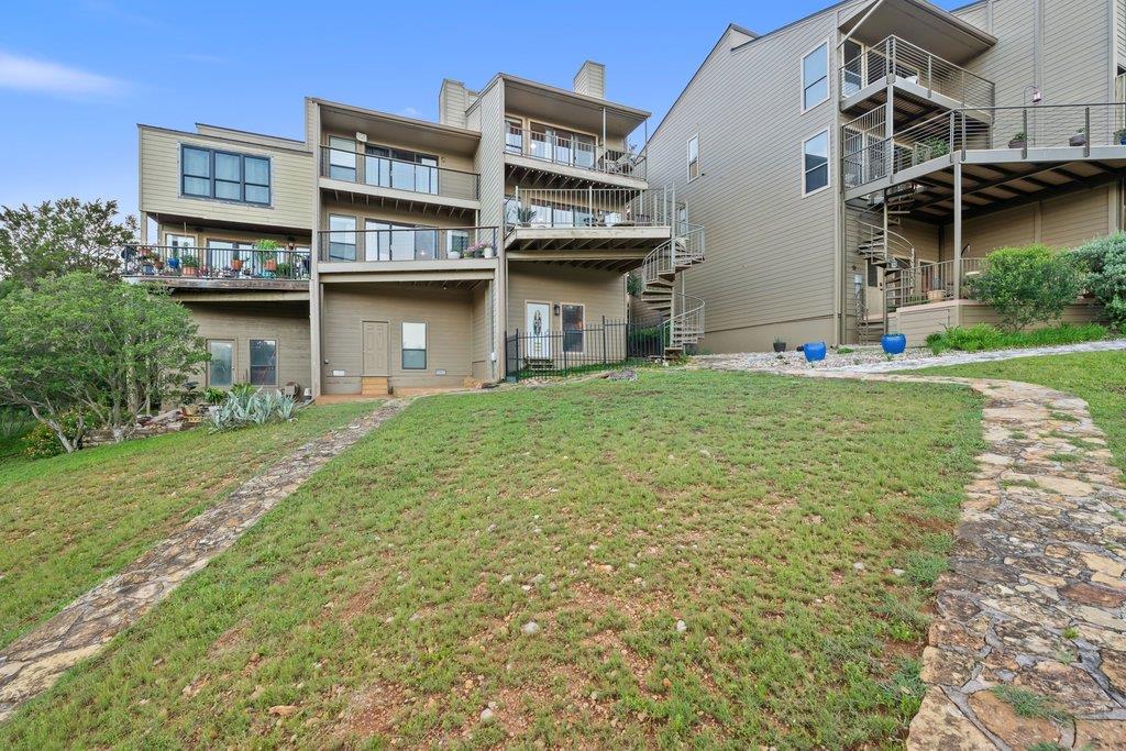 340 Harbor DR