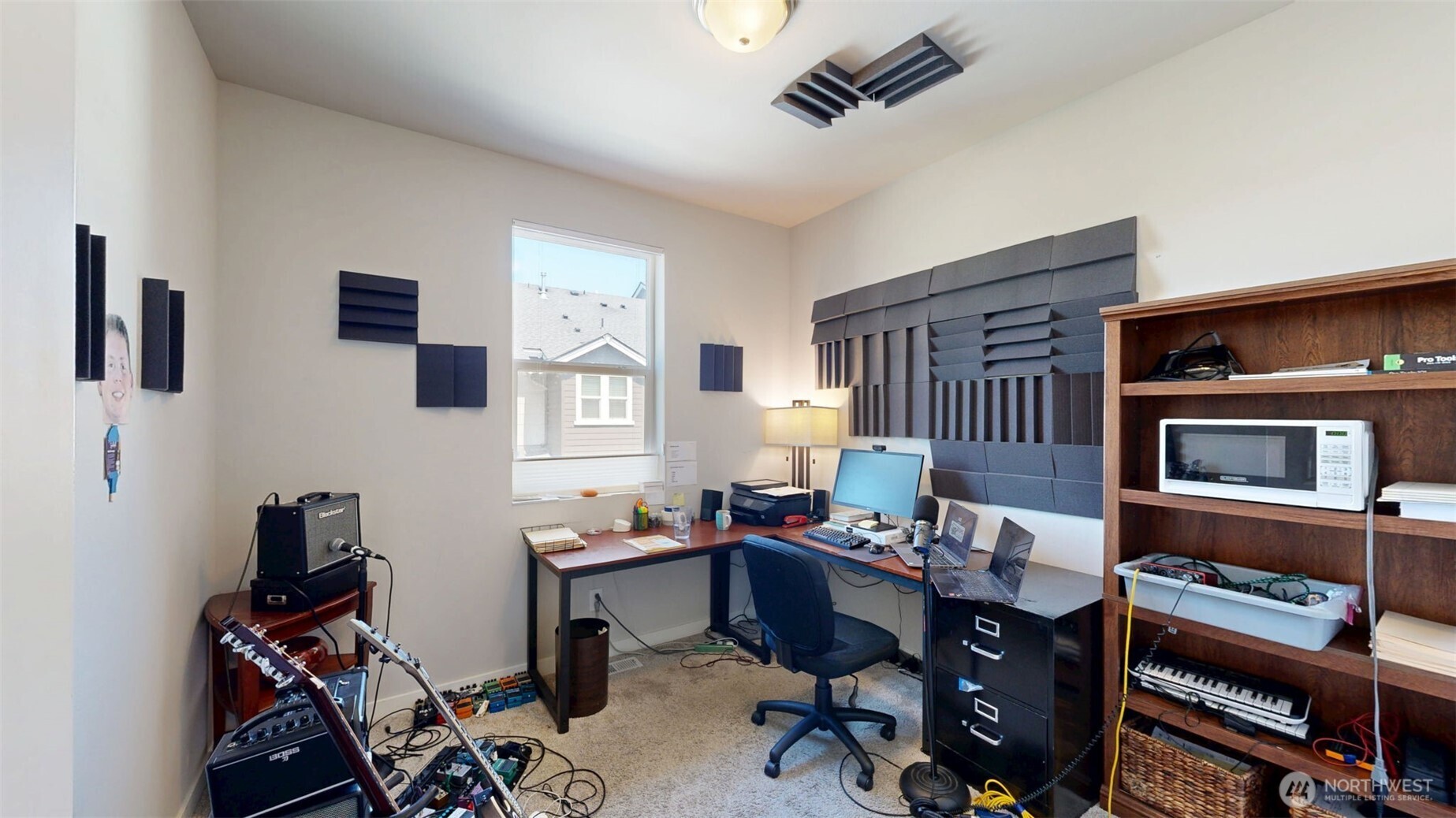 1372 NE Hickory Lane