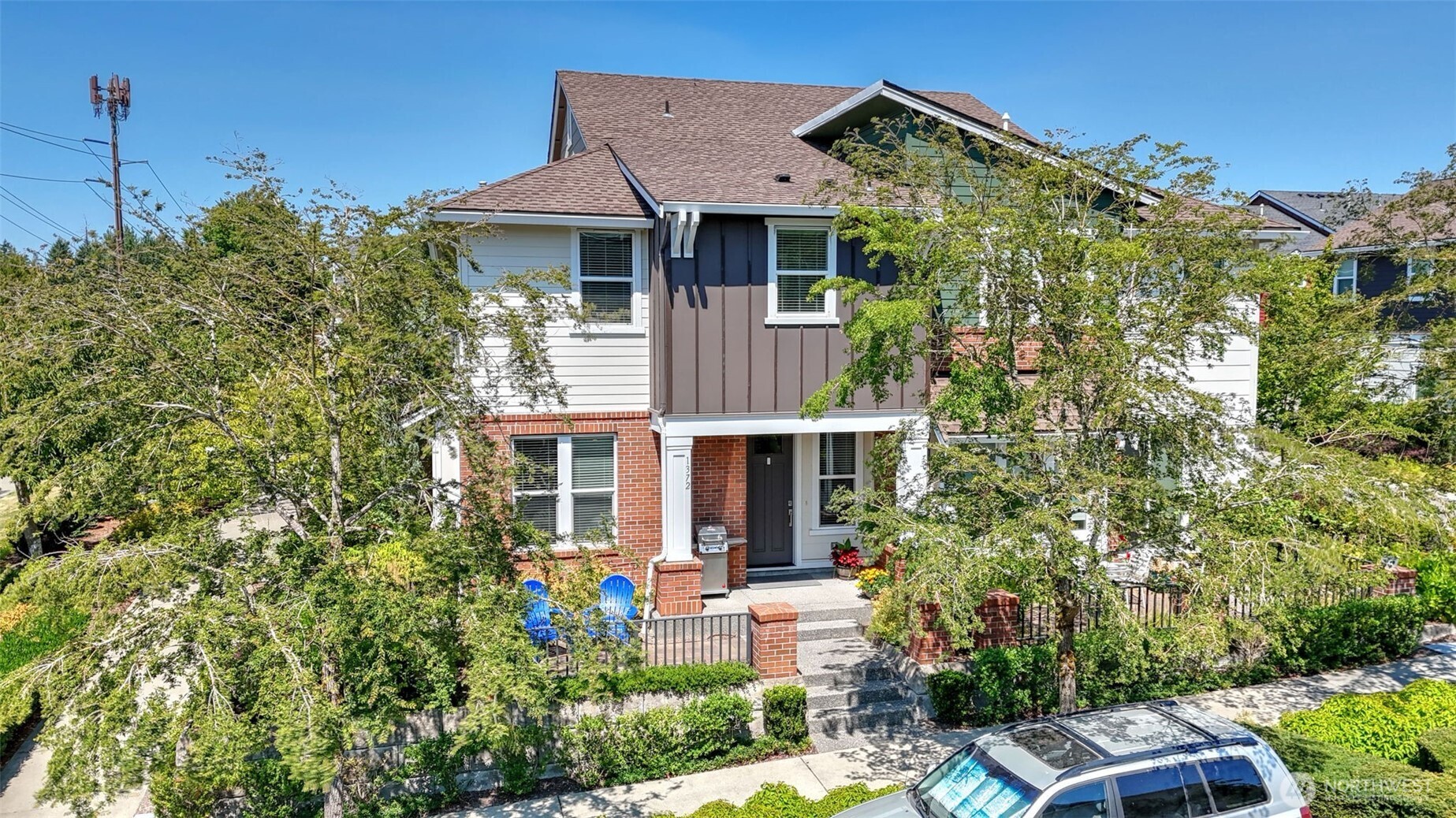 1372 NE Hickory Lane