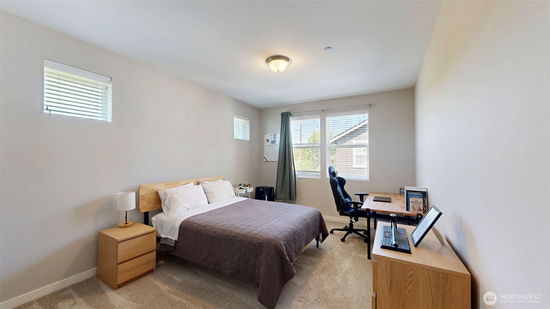 1372 NE Hickory Lane