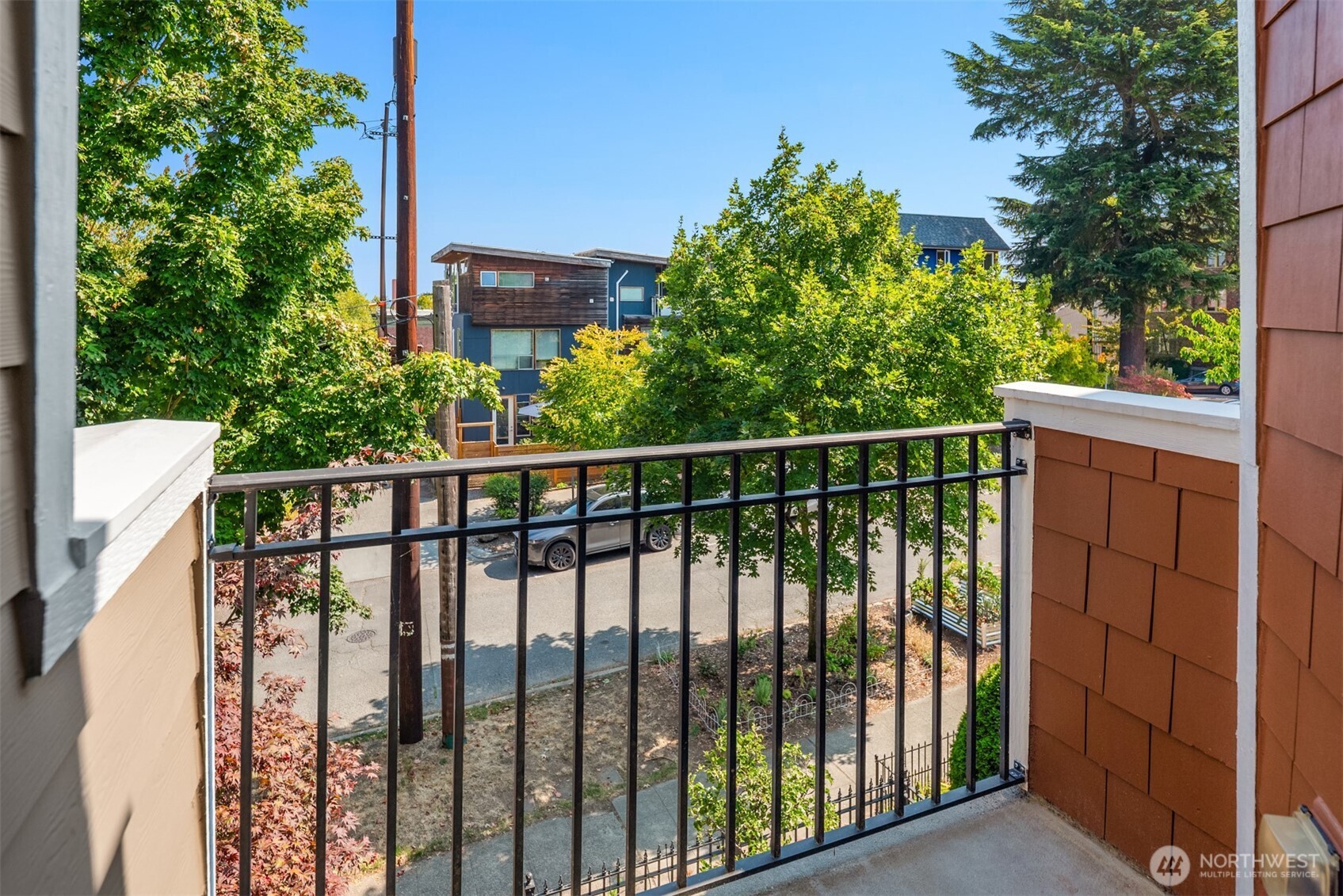 209 18th Avenue E Unit: B