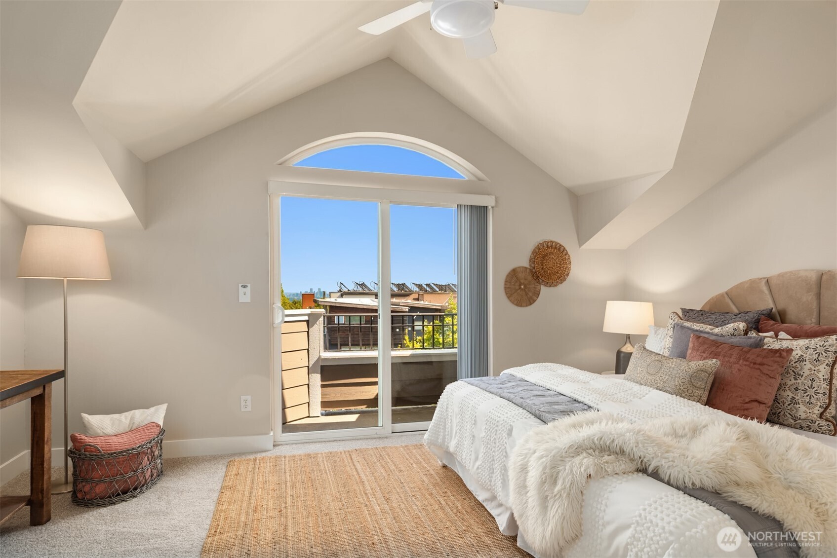 209 18th Avenue E Unit: B